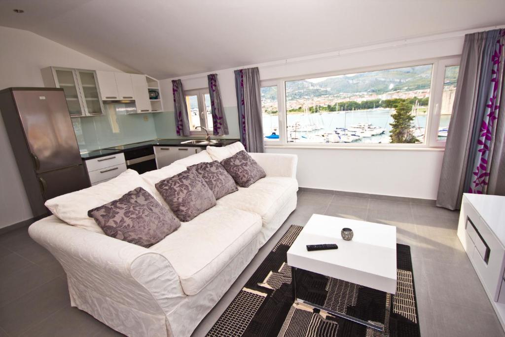 Apartments Maria Трогир Стая снимка