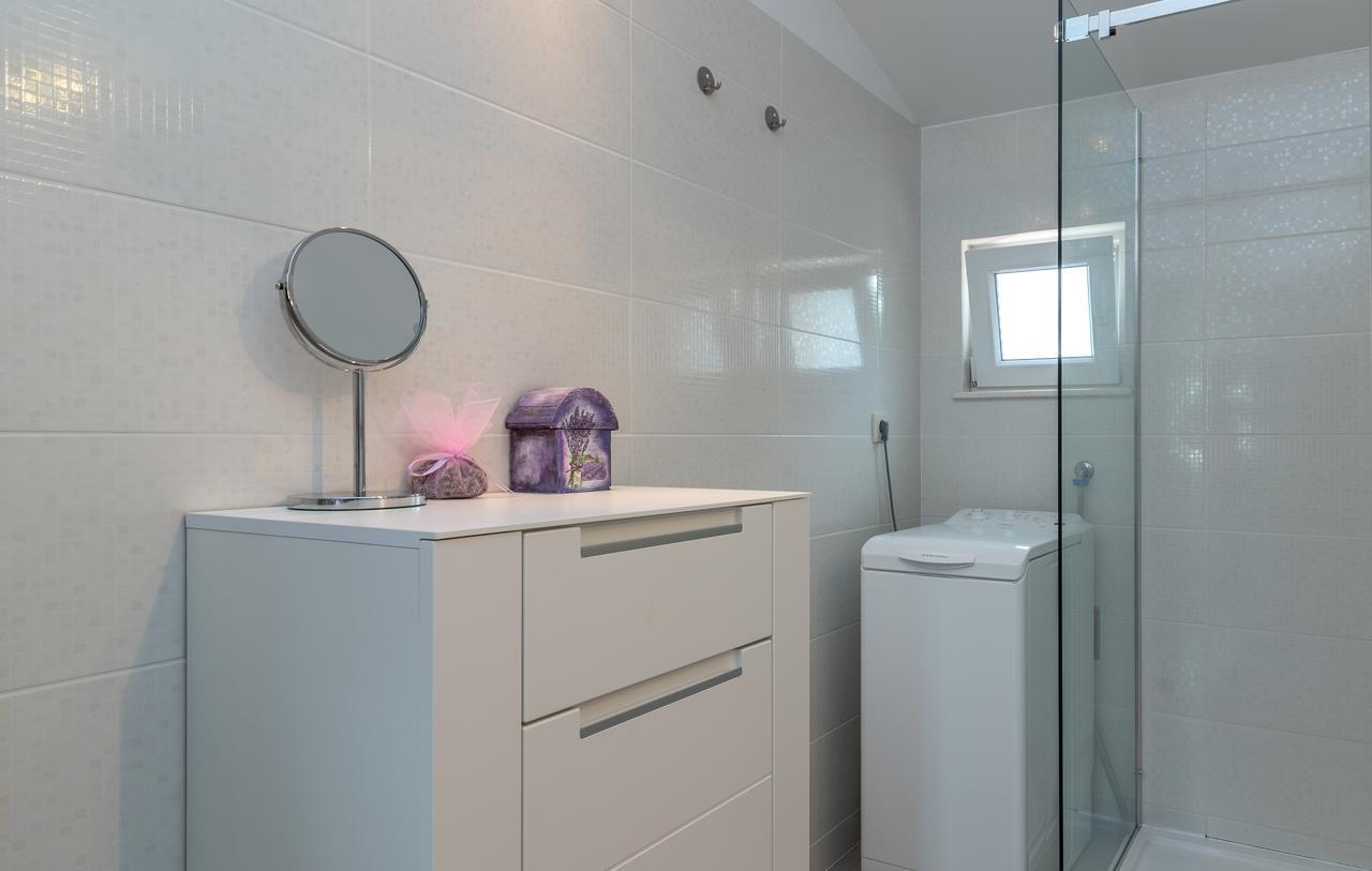 Apartments Maria Трогир Екстериор снимка